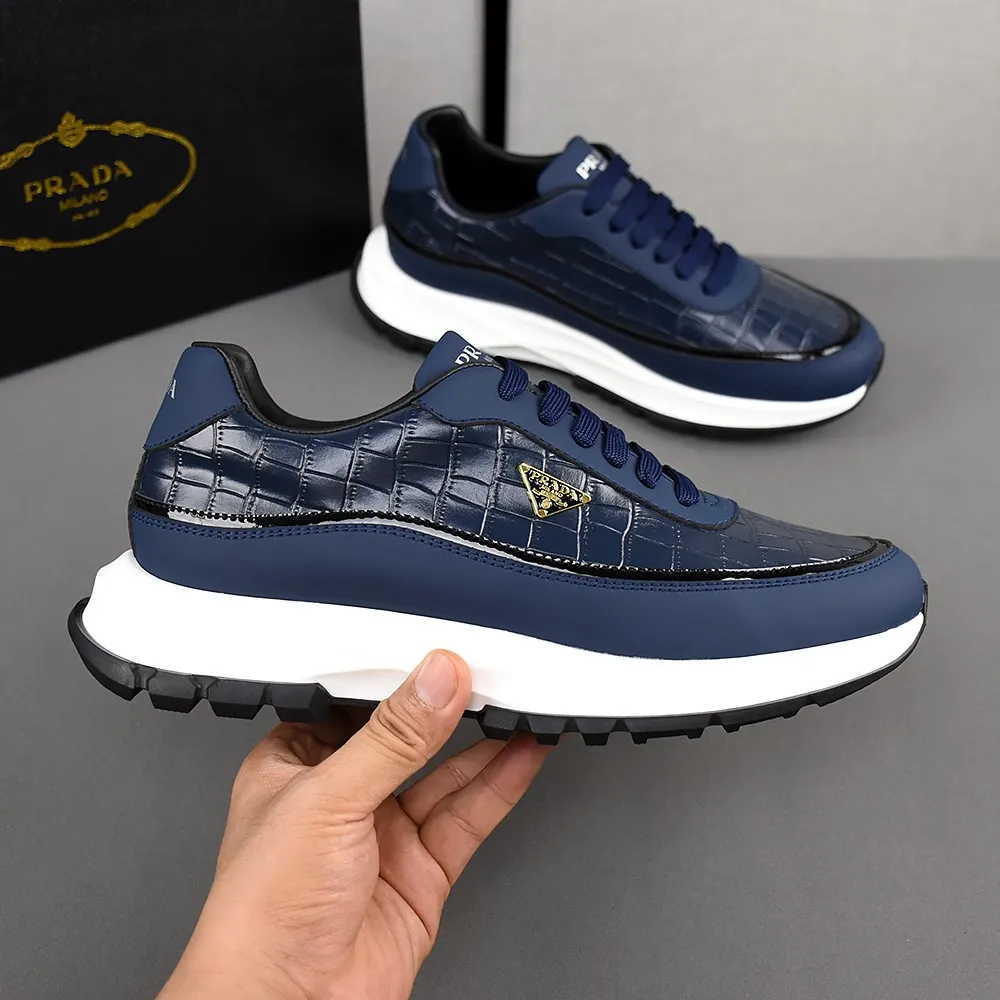 PP440👟👟👟[PRADA-Prada] boutique series. The upper is made of first-layer cowhide, sheepskin lining, and an ultra-light soft elastic PU outsole. Men's size 38-44 (45 custom-made) (just choose according to your usual wearing size).